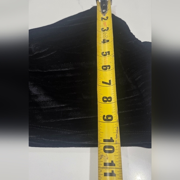 Women's Slim Fit Cinched Front Velvet Tank Top Wild Fable Black Size L NWOT. - Picture 12 of 13